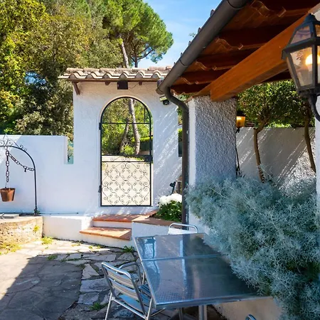 Villino Il Giardino - Ic Immobiliare Portoferraio