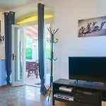 Villino Il Giardino - Ic Immobiliare Portoferraio